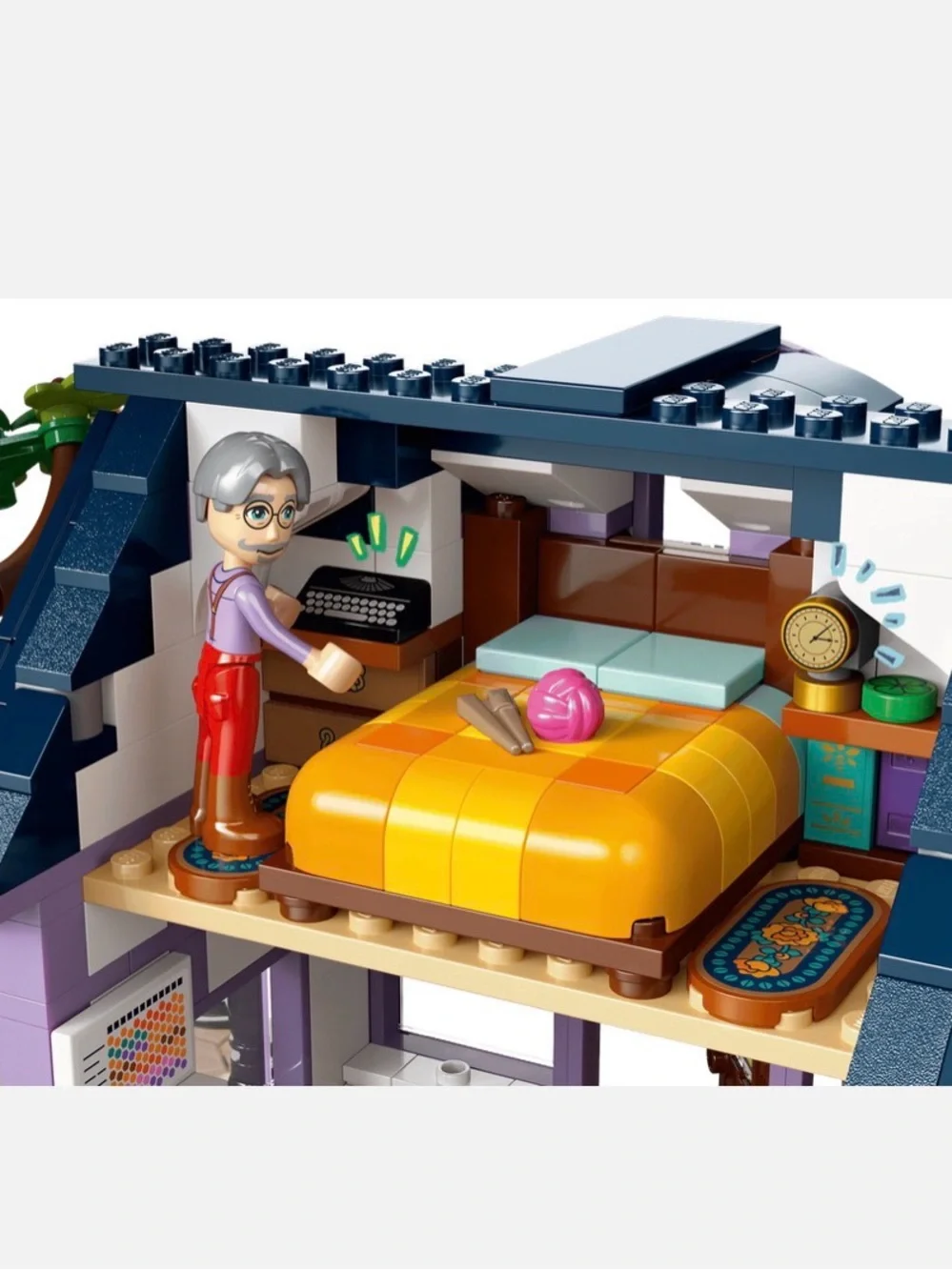 LEGO Friends Beekeepers' House and Flower Garden